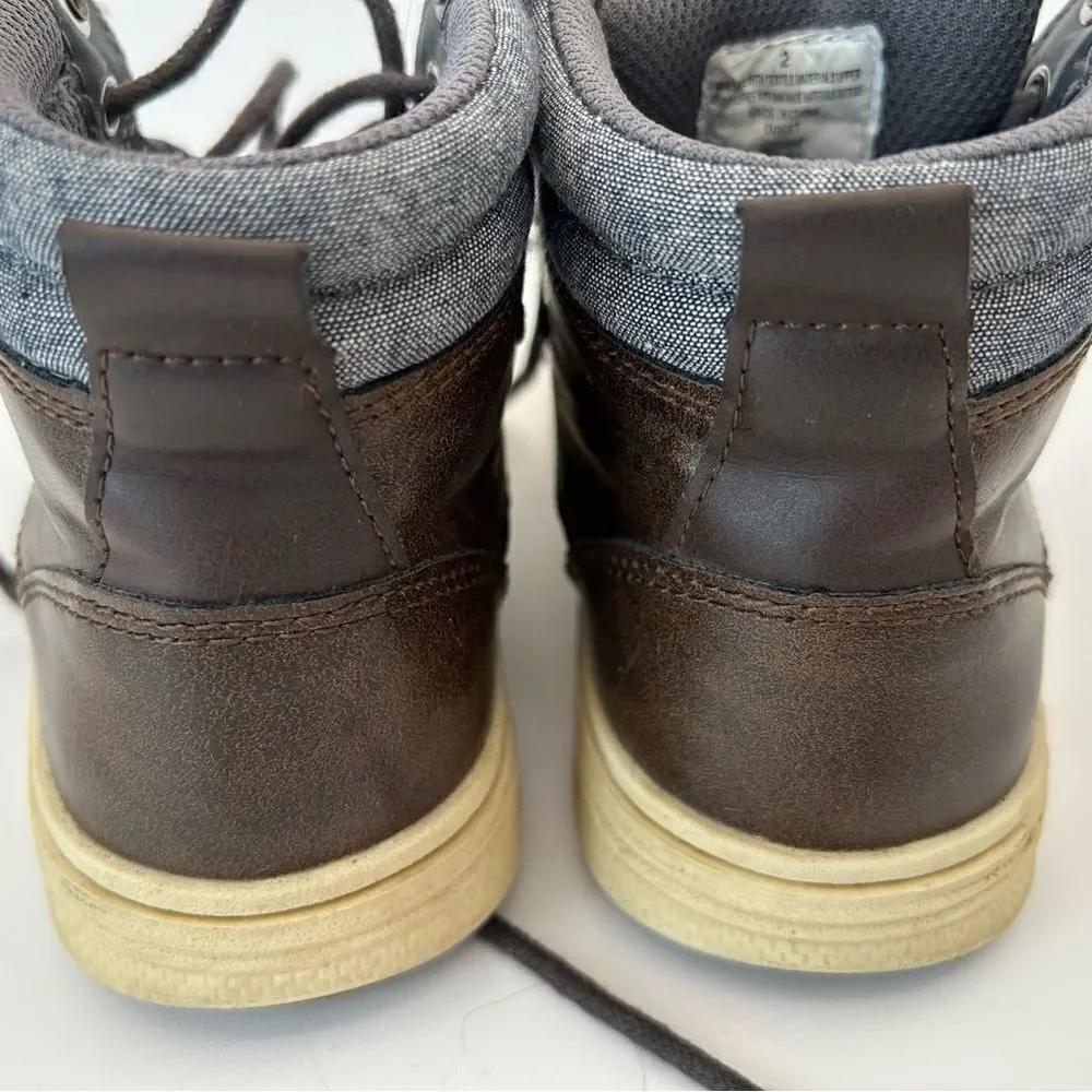 Cat&Jack boys boots, brown, size 2 - Picture 2 of 5